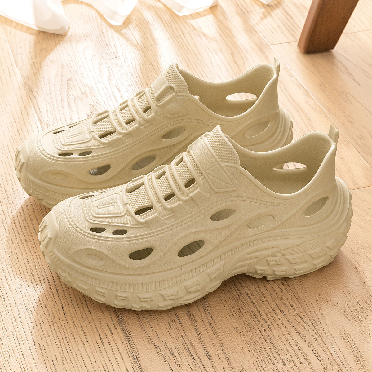 Aquatic Sports Shoes - أحذية صيفية رجالية للارتداء في الهواء